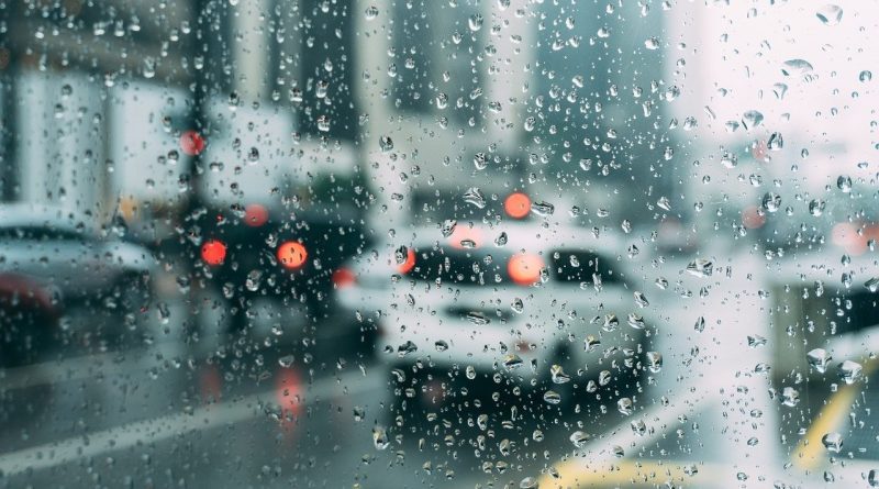 Ожидается дождь, град и ветер — синоптики предупреждают жителей Восточной Грузии