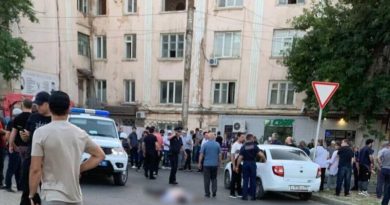 В Дагестане при нападении боевиков погибли 15 полицейских и гражданские лица