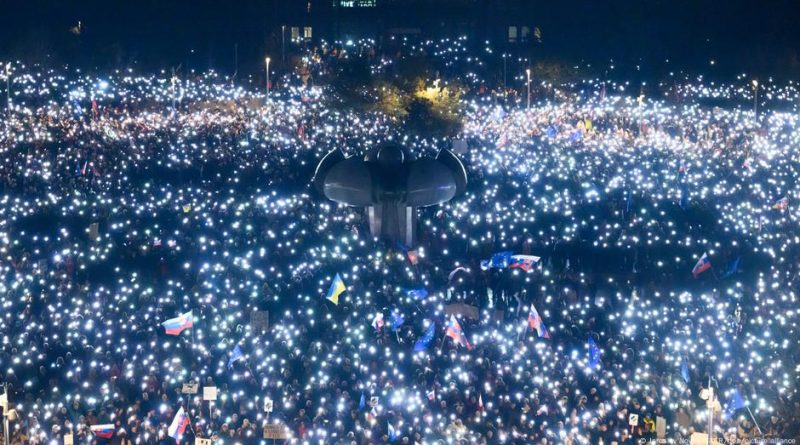 Послу Украины в Словакии вручена нота протеста