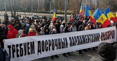 В Молдове пророссийские социалисты протестовали против проевропейской власти правительства