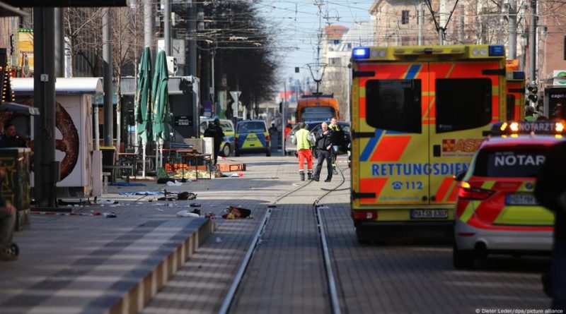 В Мангейме автомобиль въехал в толпу