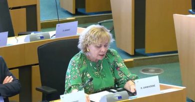 Евродепутат Раса Юкнявичене призывает ЕС пересмотреть политику в отношении Грузии