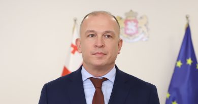 Глава АР Абхазия: в оккупированном регионе Грузии сограждане ограничены в праве обучаться на родном языке