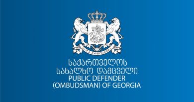 Омбудсмен: задержанные на митинге 7 апреля заявили о неподобающем отношении со стороны полиции