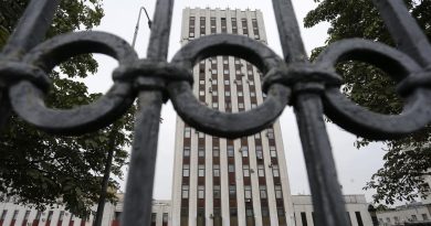 Первый глава МИД России объявлен в РФ «иноагентом»