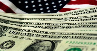 Агентство Moodyʼs лишило США максимального кредитного рейтинга