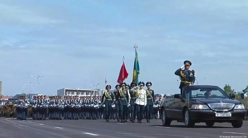 Казахстан провел военный парад со смыслом