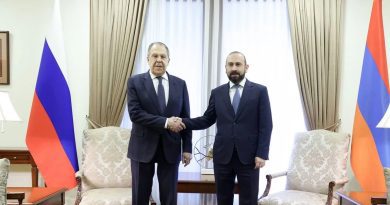 Лавров заявил, что не видит «никаких причин для украинизации» Армении