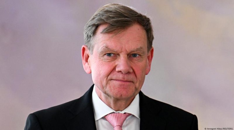 Новый глава МИД ФРГ: Германия продолжит поддерживать Украину