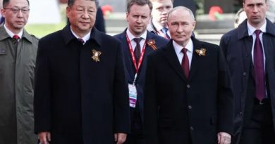 Парад Победы на Красной площади на четвертый год войны. Как это было