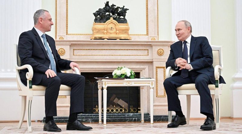 Президент РФ проведет встречу с де-факто лидером Абхазии