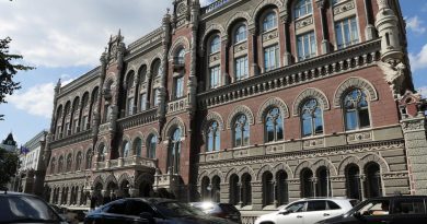 Привязка гривны к евро вместо доллара: что это даст?