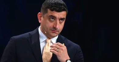 Проевропеец против трамписта. В Румынии проходит решающий тур президентских выборов