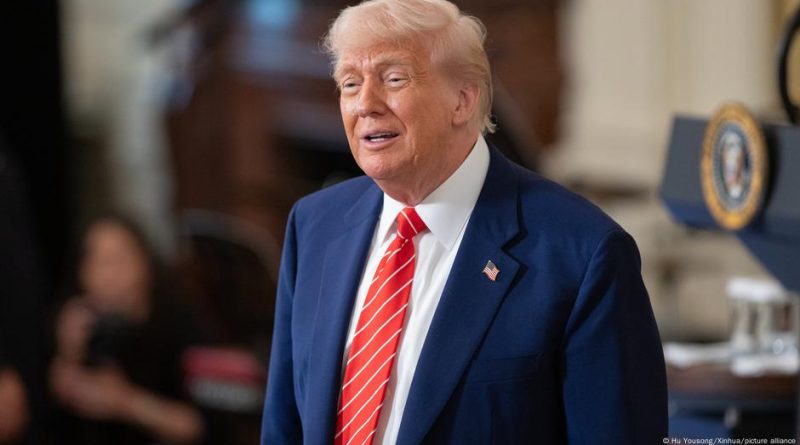 Трамп запустил программу «самовысылки» нелегальных мигрантов из США