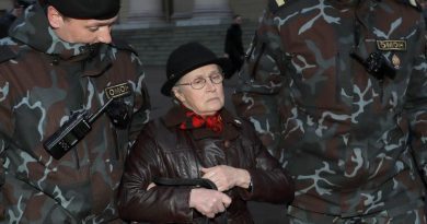 В Беларуси возбудили дело против 78-летней активистки Нины Багинской