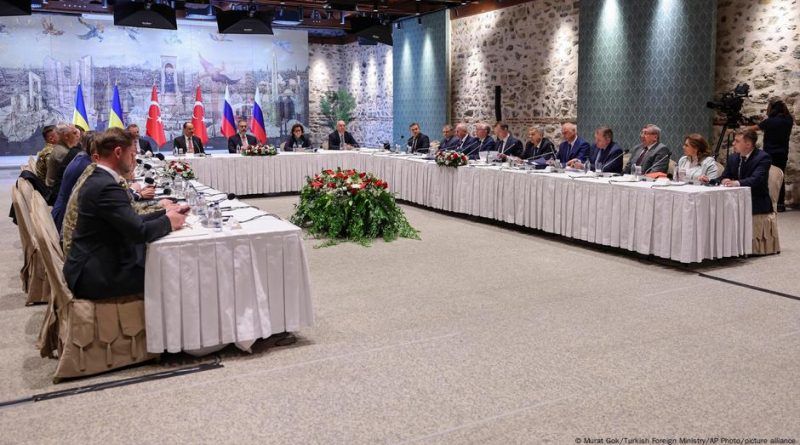 В Стамбуле Россия пригрозила захватить еще две области Украины