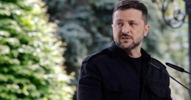 «Ждем прекращения огня — и Украина готова встречаться». Зеленский ответил на предложение Путина о переговорах