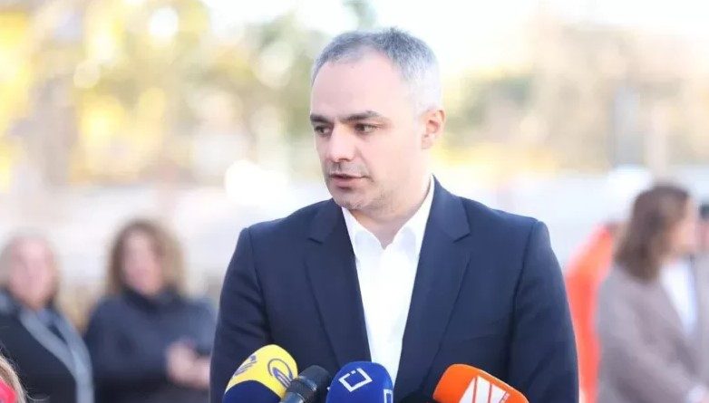 Министр образования Грузии Александр Цуладзе ушел в отставку