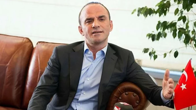 На фото Галифа Озтюрка