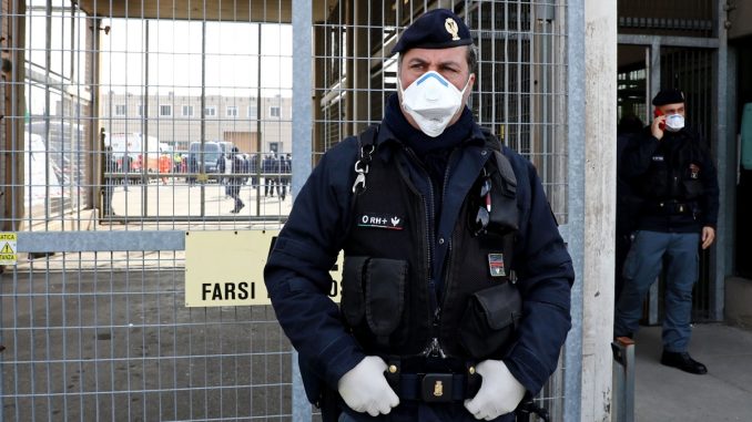 Нападение на полицейского