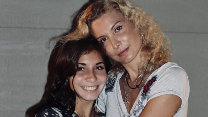 дочь тренера Элизабет Турсынбаевой