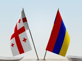 Флаги Армении и Грузии